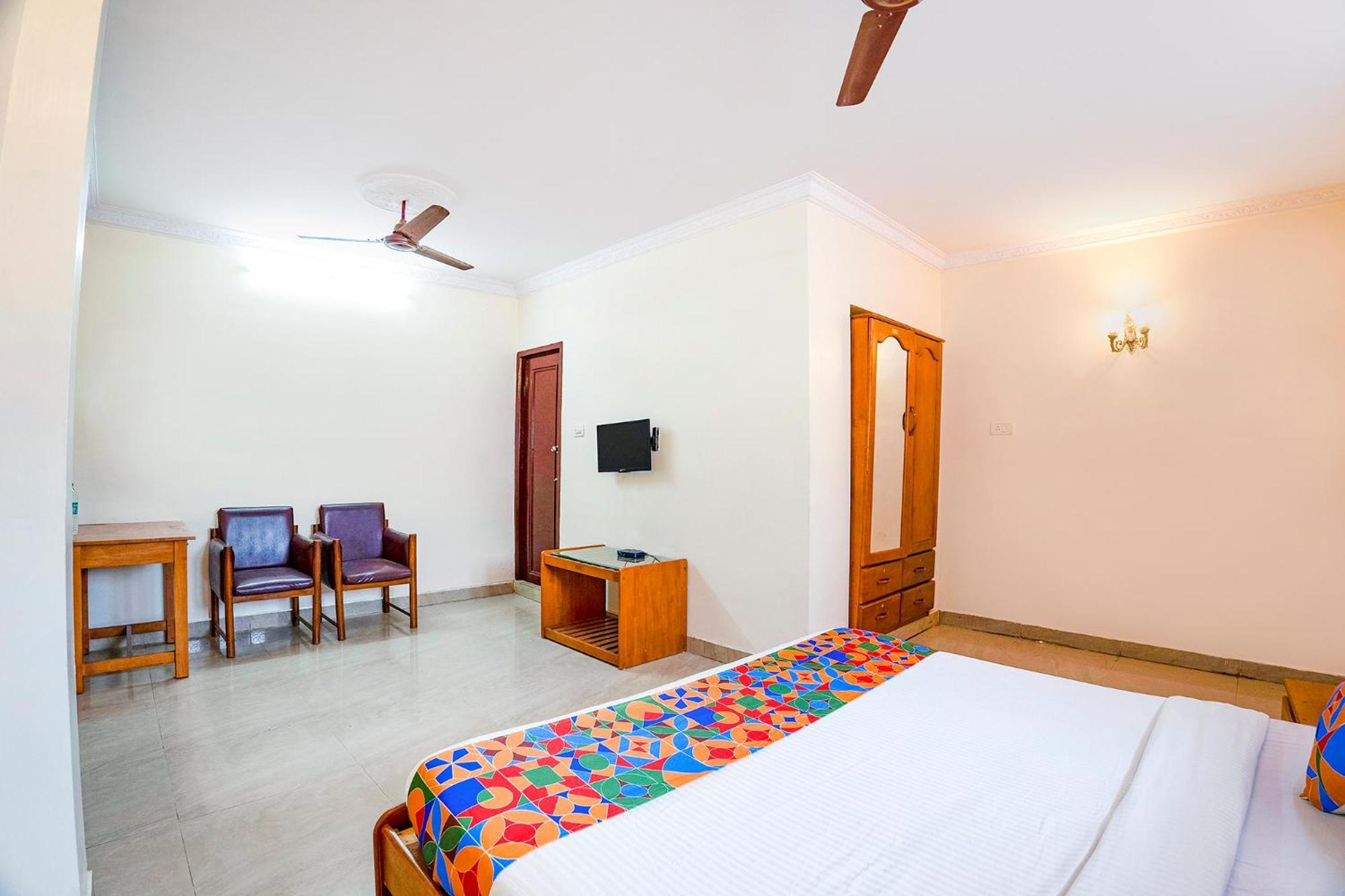 Hotel Fabhotel Tree Service - T Nagar